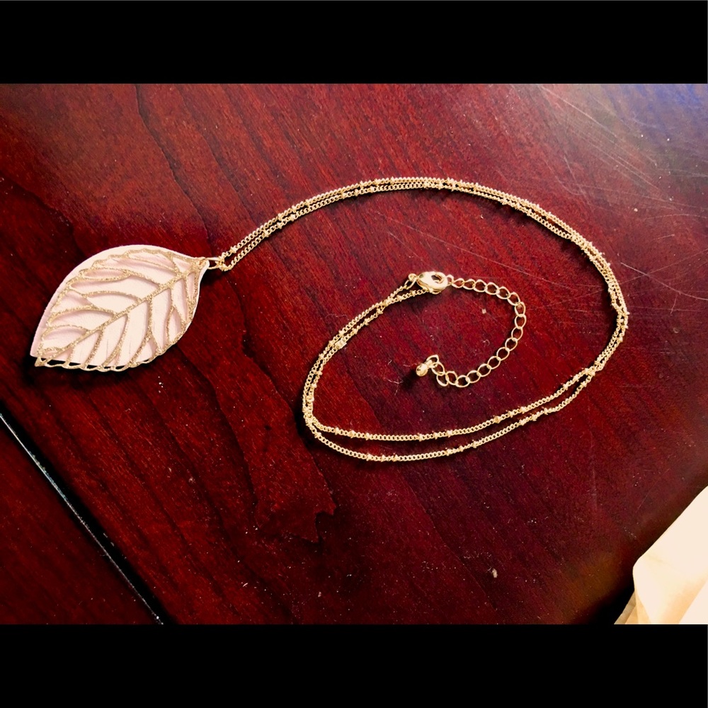 Rose pink & gold leaf necklace